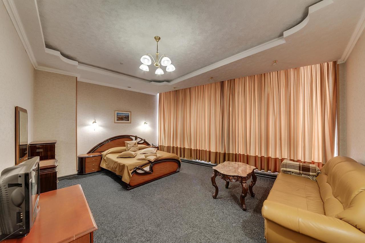 Soborniy Hotel Zaporizhia Εξωτερικό φωτογραφία
